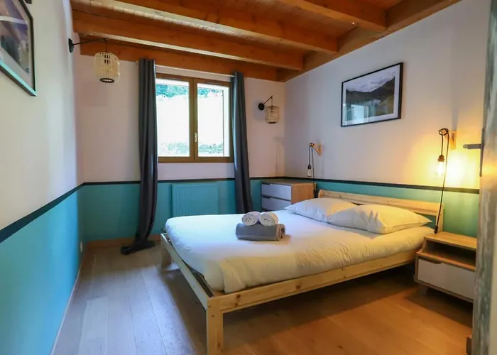 Les Eaux Vives Villa *