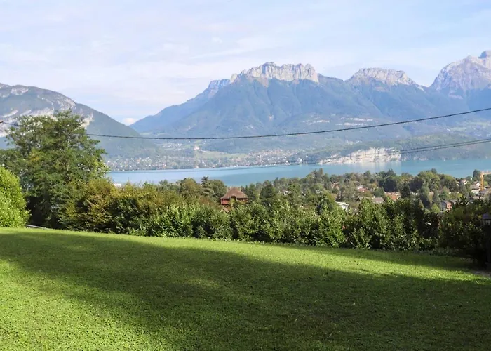 Les Eaux Vives Villa Sévrier