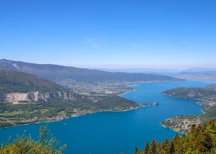 Les Eaux Vives Villa Sévrier